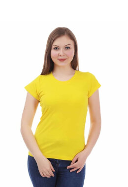 Жёлтая женская футболка с лайкрой
